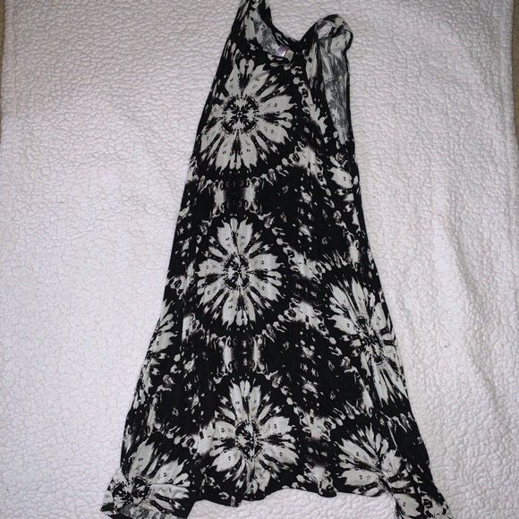 black and white tie-dye dress - Picture 1 of 3